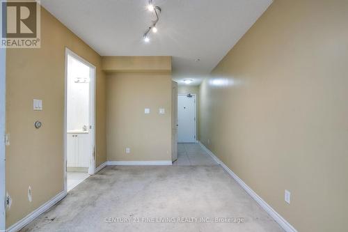 207 - 3 Rean Drive, Toronto, ON - Indoor Photo Showing Other Room