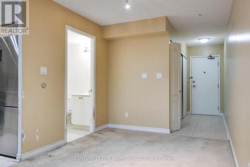 207 - 3 Rean Drive, Toronto, ON - Indoor Photo Showing Other Room