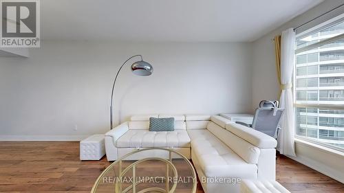 2212 - 125 Village Green Square, Toronto, ON - Indoor