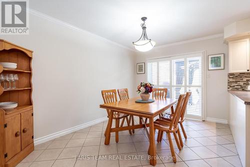 110 Chieftain Crescent, Barrie, ON - Indoor Photo Showing Dining Room