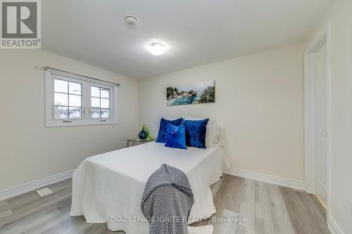 2656 Los Palmas Court, Mississauga, ON - Indoor Photo Showing Bedroom