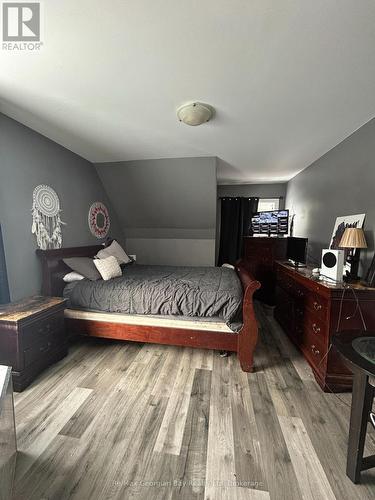 6409 Line 9 N, Oro-Medonte, ON - Indoor Photo Showing Bedroom