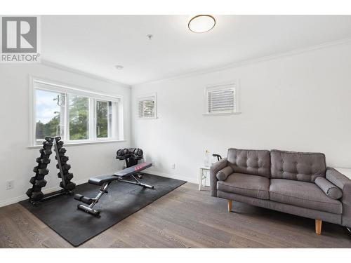 1521 W 61 Street, Vancouver, BC - Indoor Photo Showing Gym Room