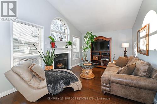 30 Foundry Lane, Whitby, ON - Indoor Photo Showing Living Room With Fireplace