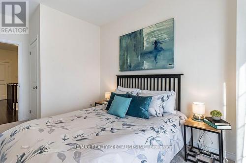 39 Adventura Road, Brampton, ON - Indoor Photo Showing Bedroom