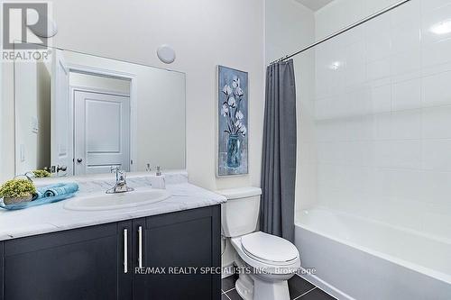 39 Adventura Road, Brampton, ON - Indoor Photo Showing Bathroom