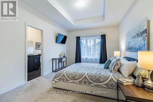 39 Adventura Road, Brampton, ON - Indoor Photo Showing Bedroom