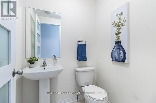 39 Adventura Road, Brampton, ON - Indoor Photo Showing Bathroom