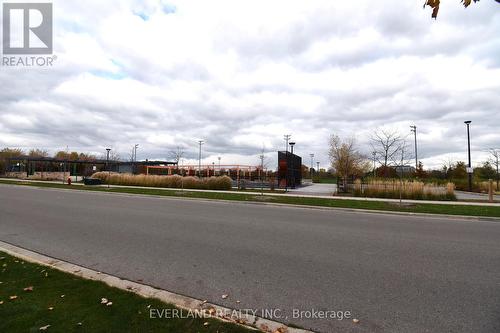 148 Rothbury Road, Richmond Hill, ON - Outdoor With View