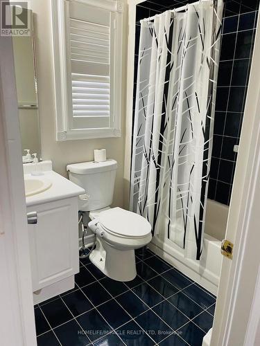 80 Loons Call Crescent, Brampton, ON - Indoor Photo Showing Bathroom