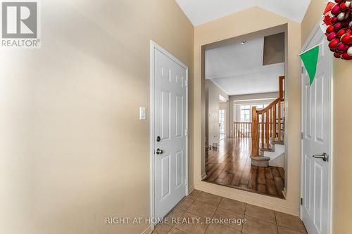 549 Ashbourne Crescent, Ottawa, ON - Indoor Photo Showing Other Room