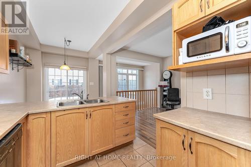 549 Ashbourne Crescent, Ottawa, ON - Indoor Photo Showing Kitchen With Double Sink