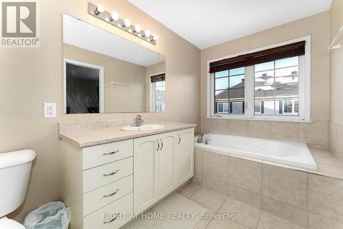 549 Ashbourne Crescent, Ottawa, ON - Indoor Photo Showing Bathroom