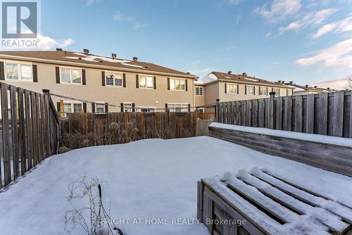 549 Ashbourne Crescent, Ottawa, ON - Outdoor