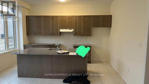 8 Eastman Drive, Brampton, ON - Indoor Photo Showing Kitchen