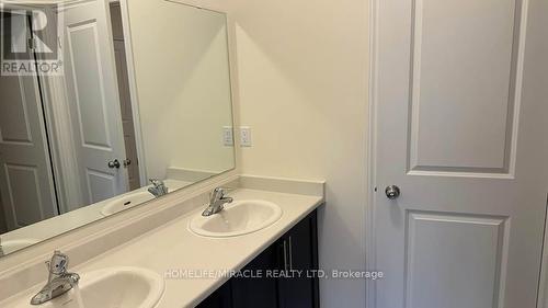 8 Eastman Drive, Brampton, ON - Indoor Photo Showing Bathroom