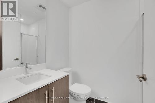 1011 - 225 Veterans Drive, Brampton, ON - Indoor Photo Showing Bathroom