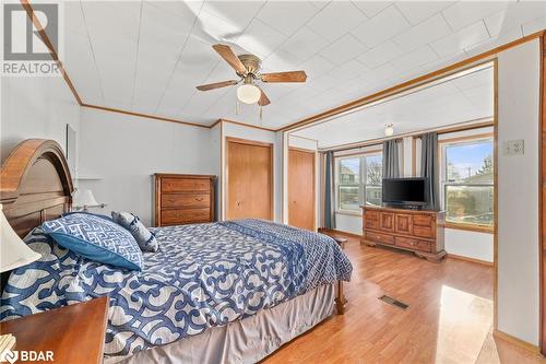 32 Crown St Street, Quinte West, ON - Indoor Photo Showing Bedroom