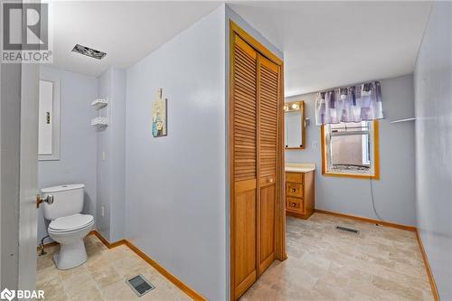 32 Crown St Street, Quinte West, ON - Indoor Photo Showing Bathroom