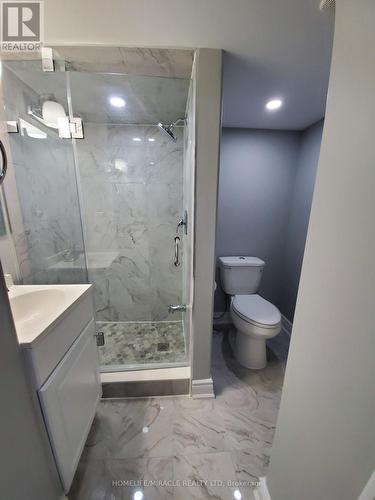 6 Taurus Road, Brampton, ON - Indoor Photo Showing Bathroom