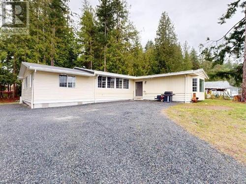 5557 Park Ave, Powell River, BC - Outdoor