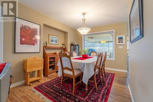 1002 Peachcliff Drive, Okanagan Falls, BC - Indoor Photo Showing Dining Room