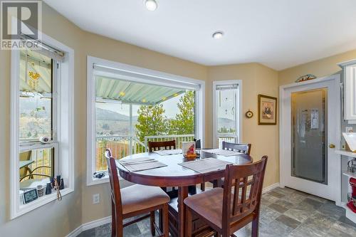 1002 Peachcliff Drive, Okanagan Falls, BC - Indoor Photo Showing Dining Room