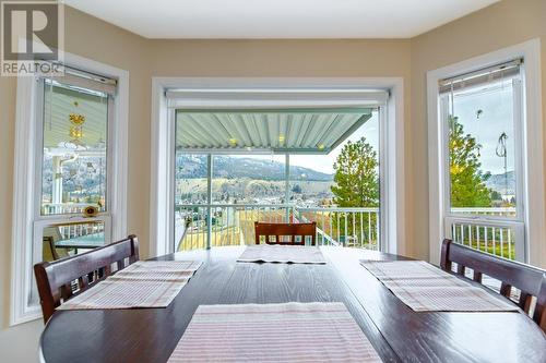 1002 Peachcliff Drive, Okanagan Falls, BC - Indoor