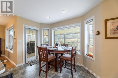 1002 Peachcliff Drive, Okanagan Falls, BC - Indoor Photo Showing Dining Room