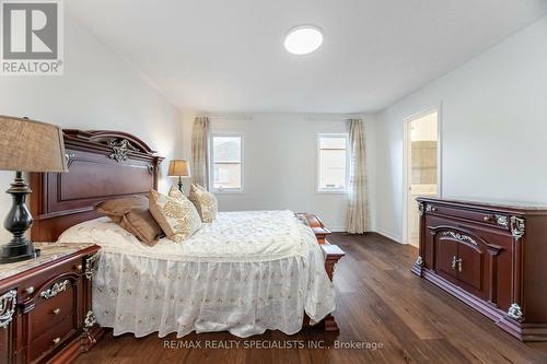 369 Snoek Point, Milton, ON - Indoor Photo Showing Bedroom