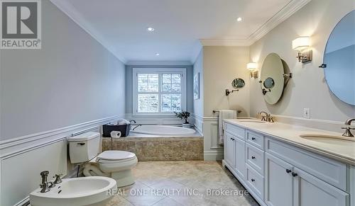 1171 Westdale Road, Oakville, ON - Indoor Photo Showing Bathroom