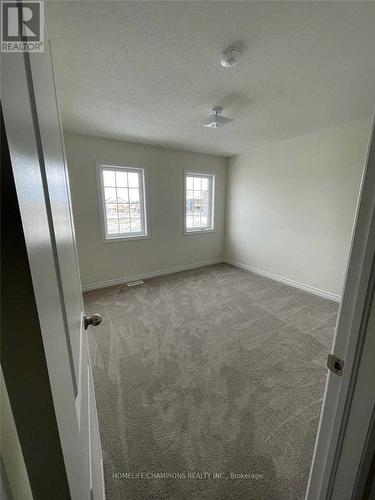 415 Sadler Way, Peterborough, ON - Indoor Photo Showing Other Room