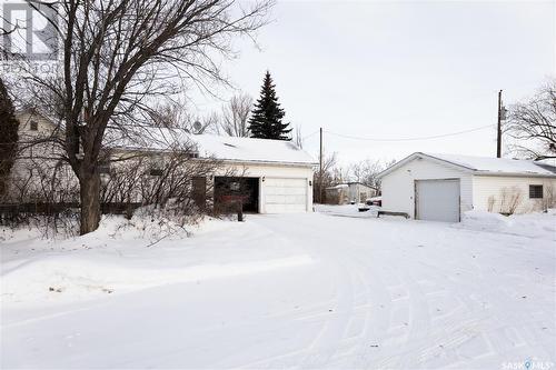 111 Government Road, Dundurn, SK - Outdoor