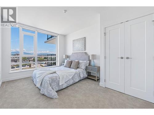 9Xx 3331 No 3 Road, Richmond, BC - Indoor Photo Showing Bedroom