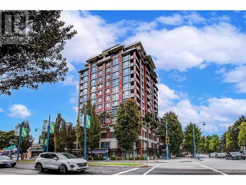 5Xx 5933 Cooney Road, Richmond, BC - Outdoor With Facade