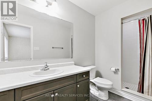 8 Toledo Lane, Brampton, ON - Indoor Photo Showing Bathroom