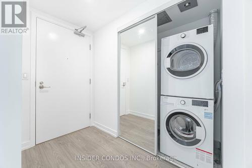 3217 - 19 Western Battery Road, Toronto, ON - Indoor Photo Showing Laundry Room