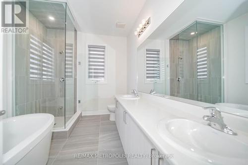 22 Wraggs Road, Bradford West Gwillimbury, ON - Indoor Photo Showing Bathroom