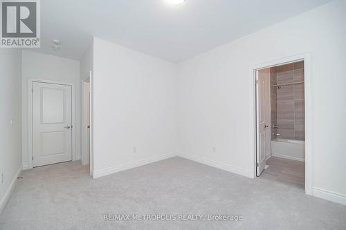 22 Wraggs Road, Bradford West Gwillimbury, ON - Indoor Photo Showing Other Room