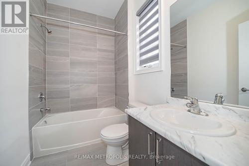 22 Wraggs Road, Bradford West Gwillimbury, ON - Indoor Photo Showing Bathroom