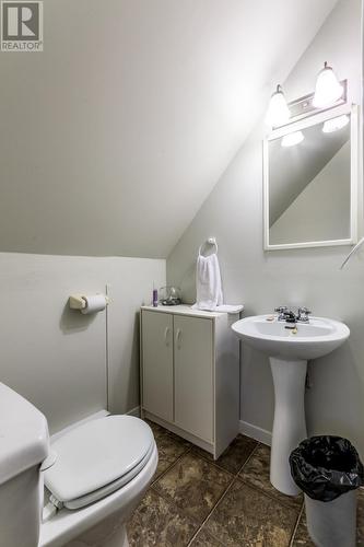 9 Beachy Cove Road, Portugal Cove, NL - Indoor Photo Showing Bathroom