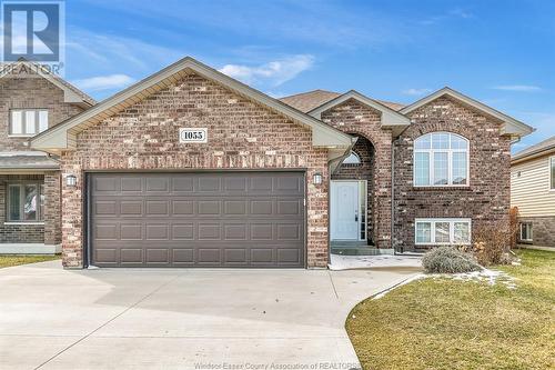 1055 Thunderbay Avenue, Windsor, ON - Outdoor With Facade