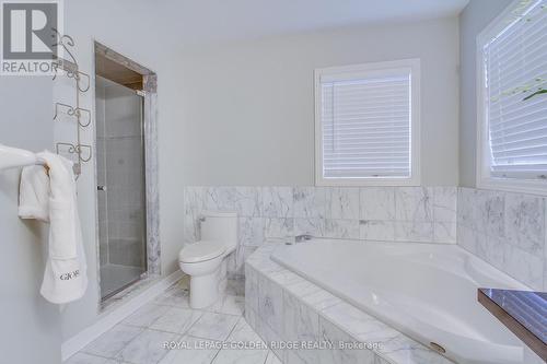 287 Frank Endean Road, Richmond Hill, ON - Indoor Photo Showing Bathroom