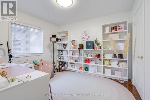 287 Frank Endean Road, Richmond Hill, ON - Indoor Photo Showing Bedroom