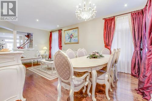 287 Frank Endean Road, Richmond Hill, ON - Indoor Photo Showing Dining Room