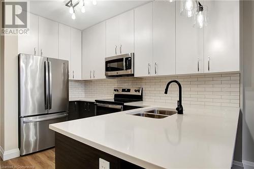 15 Main Street Unit# 404, Cambridge, ON - Indoor Photo Showing Kitchen With Stainless Steel Kitchen With Double Sink With Upgraded Kitchen