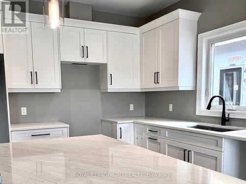 80 Homestead Drive, Niagara-On-The-Lake, ON - Indoor Photo Showing Kitchen