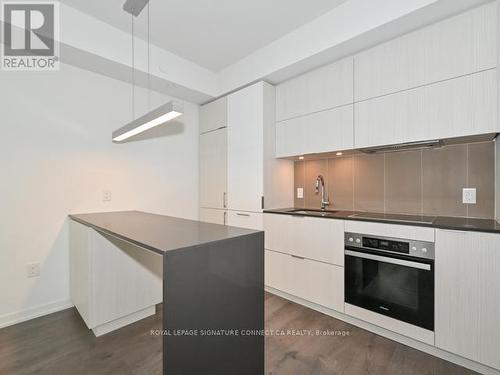 414 - 20 Richardson Street, Toronto, ON - Indoor Photo Showing Kitchen