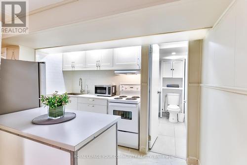 9 Tulane Crescent, Toronto, ON - Indoor Photo Showing Kitchen