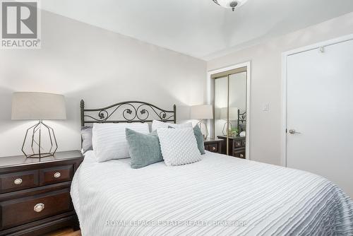 82 Lochleven Drive, Toronto, ON - Indoor Photo Showing Bedroom